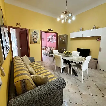 Mariee House